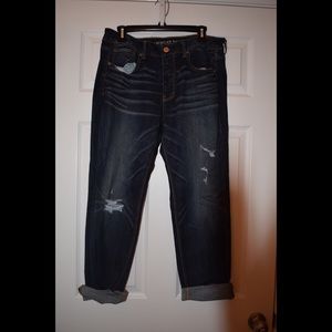 American eagle tomgirl jeans